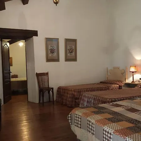Les Basses Holiday home San Esteban de Llemana