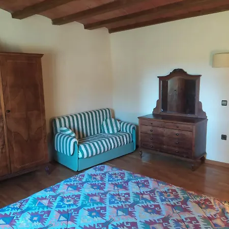 Les Basses Holiday home *